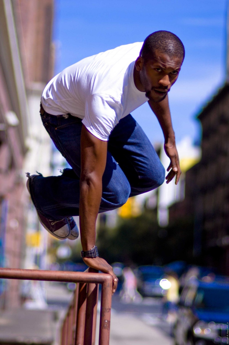 William R MacLeod Jr