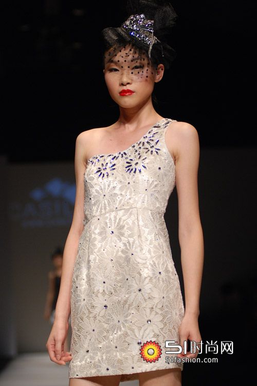 胡珉斐   Evla  Hu