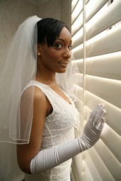 VDH Makeup & Hairstyling - CREDITS 2 COME