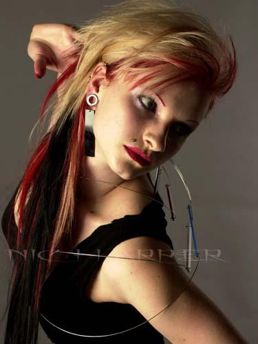 True-Hair and Make-up