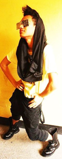 ERL JOHN DIMAVIVAS GLOR - all the crazy thing i did :)