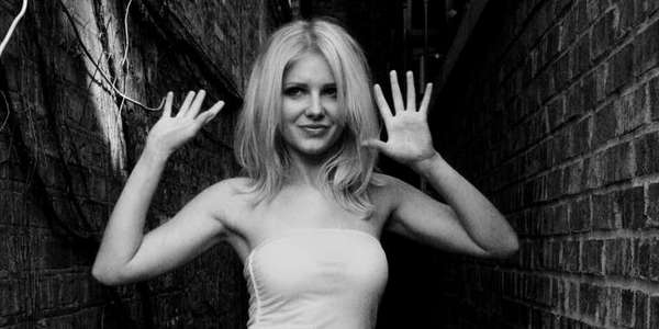 Ewa - Hands up!