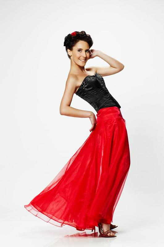Anna S - ***