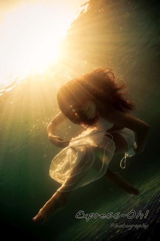 Kaylee - Underwater Shoot