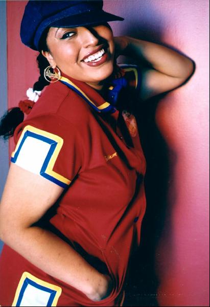 Jennifer Mendoza - Close-Up