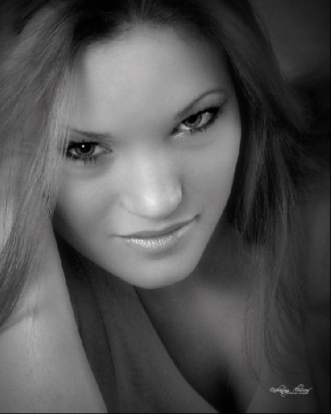 Ashley - Ashley B&W