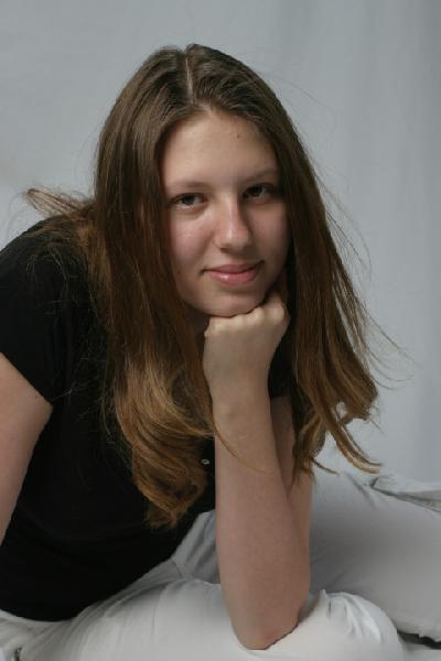 Danielle - Looking to model