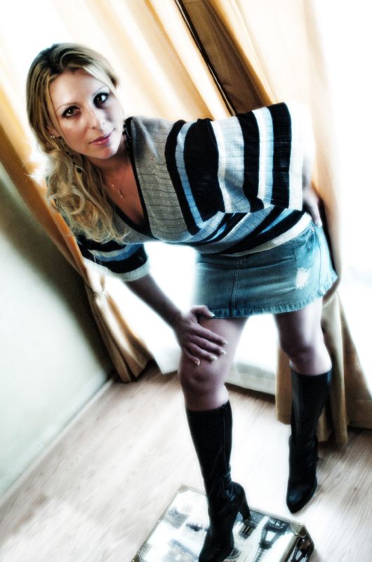 Amanda Marchand - Casual cute