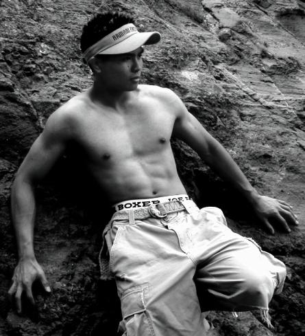 p0pstr2b - Rock in a Hard Place