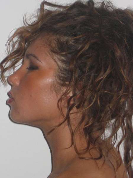 Meggie - hair curl