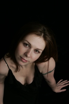 Holly Rose - 01