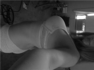 Beth Kronengold - bra and undies