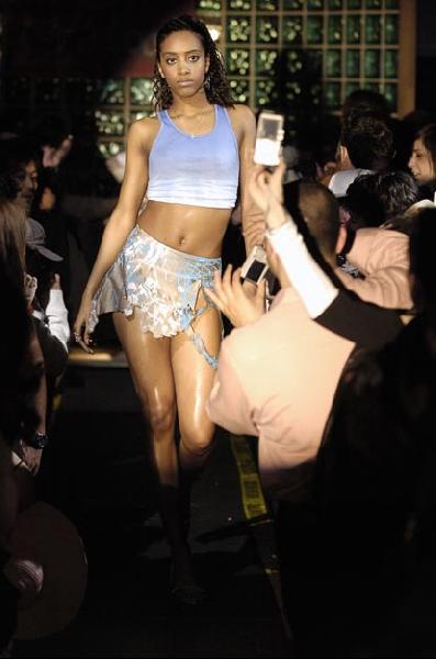 Essence - HIGH FASHION DIVA