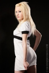 peaches - photoshoot with Dastardly Dave