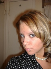 Nicole - When my hair was curled 