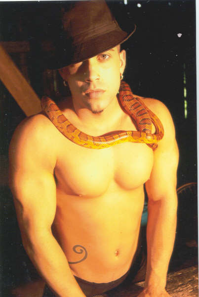 dancewithgunner.com