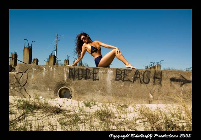 Sandy - nudebeach?!?!?