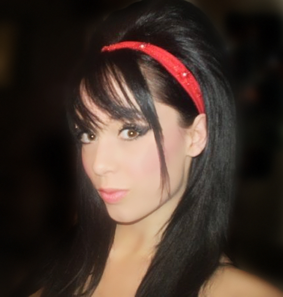 Nicole Petraschuk - HEAD SHOT