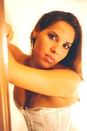 Tara Leon