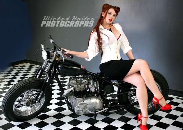 Caustic Cayla