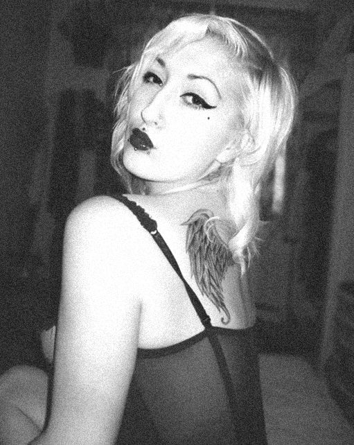 Louise Willingale - Burlesque