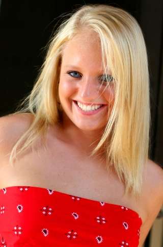 Whitney Auten - HeadShot