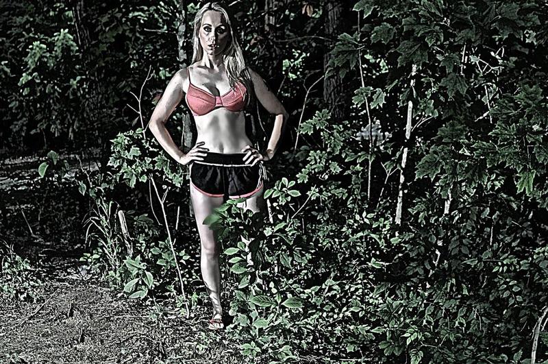 Kernee Keys - Artistic Bikini