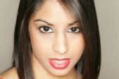 Melissa Nathoo - Close-up
