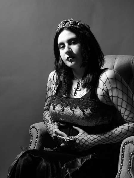 Helvete Magdalene Fatale - Queen of Thorns