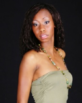 Kime` Moore - Headshot