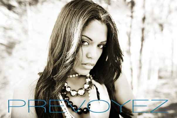 Dominique Wells - Prevoyez 2009 - Photog: Kenneth Cox