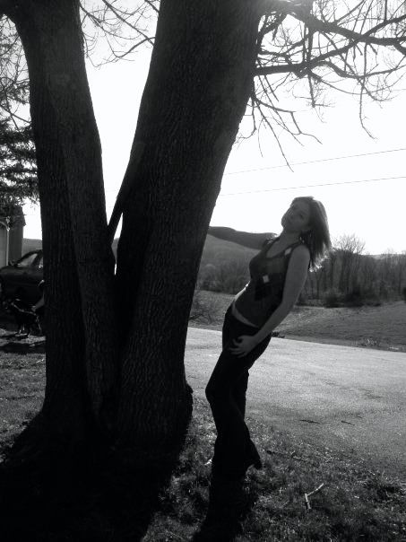 sweetstar87 - B&W Full Length Picture