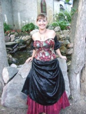 Nichole - Michigan Renaissance 08