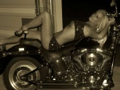 LauraLeigh - Love Harleys!