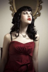 Darla De Luna - red