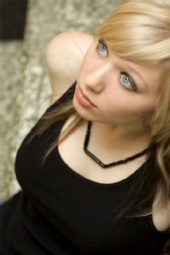 Laura O - Bright Eyed