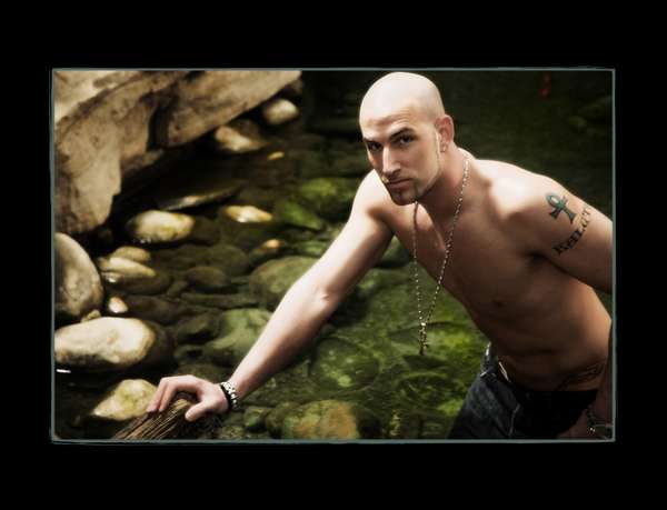 Damien Devon