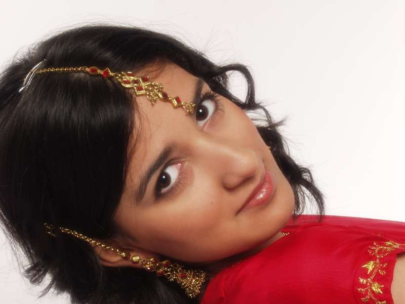 aish - close headshot