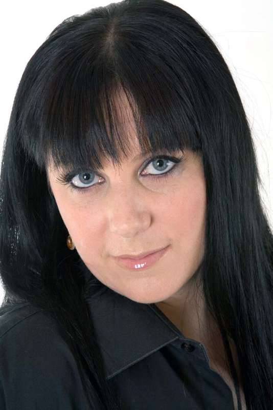 Kristy - Head Shot