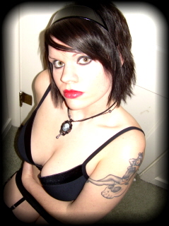Princess Dracula - Pin-Up