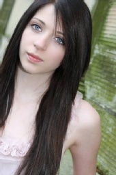 Emma Duffy - Headshot