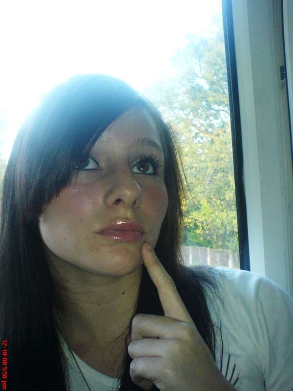 MiiSS iiND3P3ND3NT