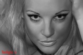 alesha-alex - black/white headshot