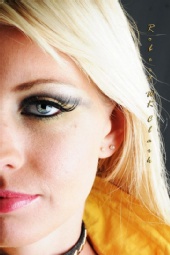 Myriah - black and yellow