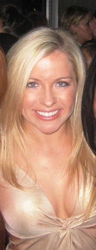 Miss Jennifer - Casual 21