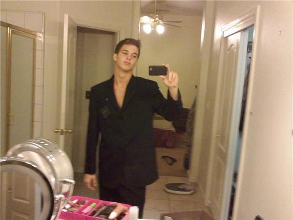 Garrett George - Body shot...