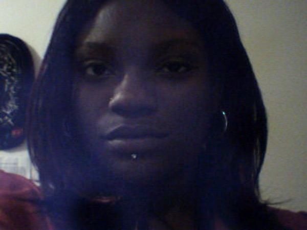 Ladie Isis - Head shot