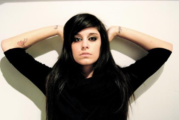 Taryn - White/Black 2