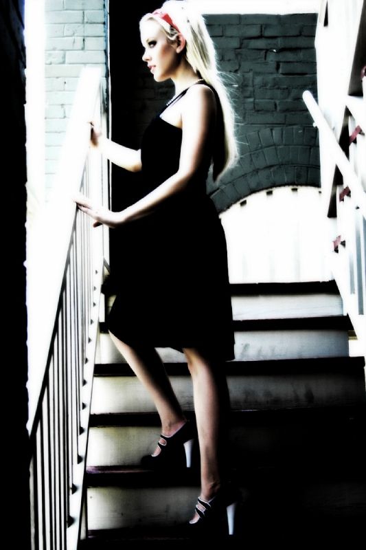 Amberly Kay - Looking Out