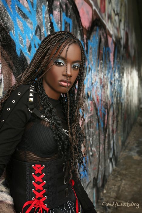 Neenee Assembly - Candylust.org